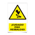 Señalética piso resbaladizo